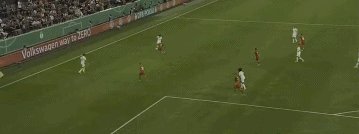 1661983642280067901.gif 拜仁34.gif