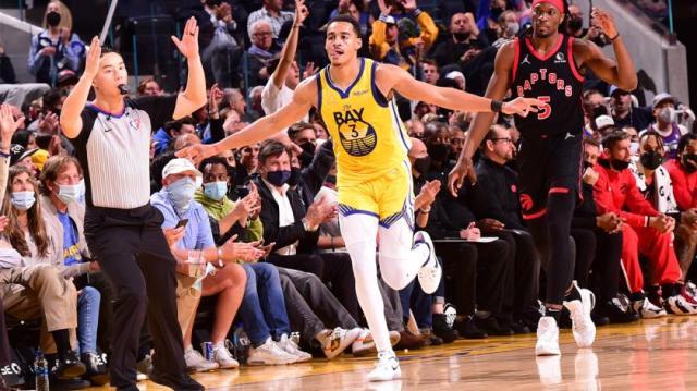 开云体育官网-老套路已无法搞定勇士 严防库里另有英雄挺身而出